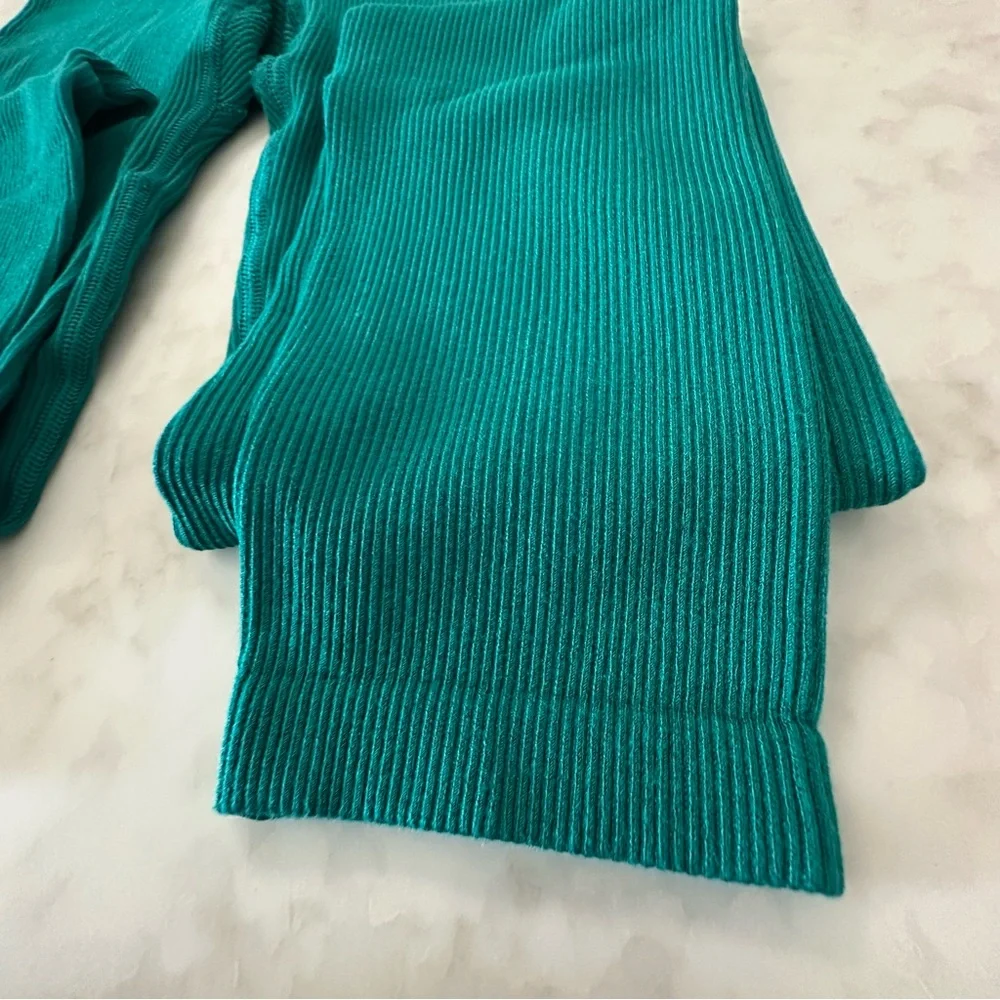 All in Motion Teal Ribbed Activewear Set. Leggings & matching Top/sports bra. - Picture 12 of 14
